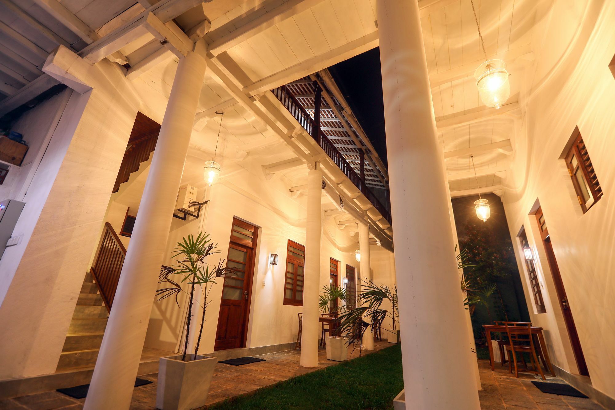 Knight Inn - Galle Fort Exterior photo